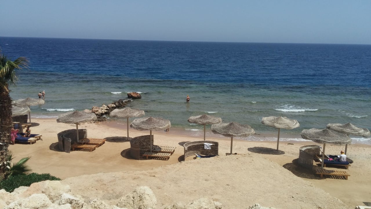 Сам пляж Pickalbatros Citadel Resort