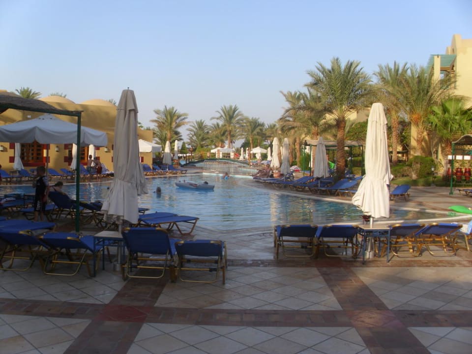 Ein Teil des schön angelegten Pools Jaz Makadina