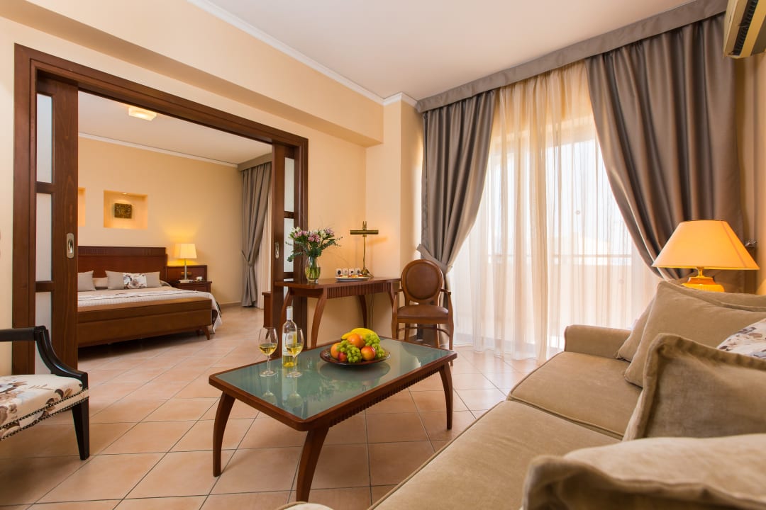 Zimmer Hotel Theartemis Palace