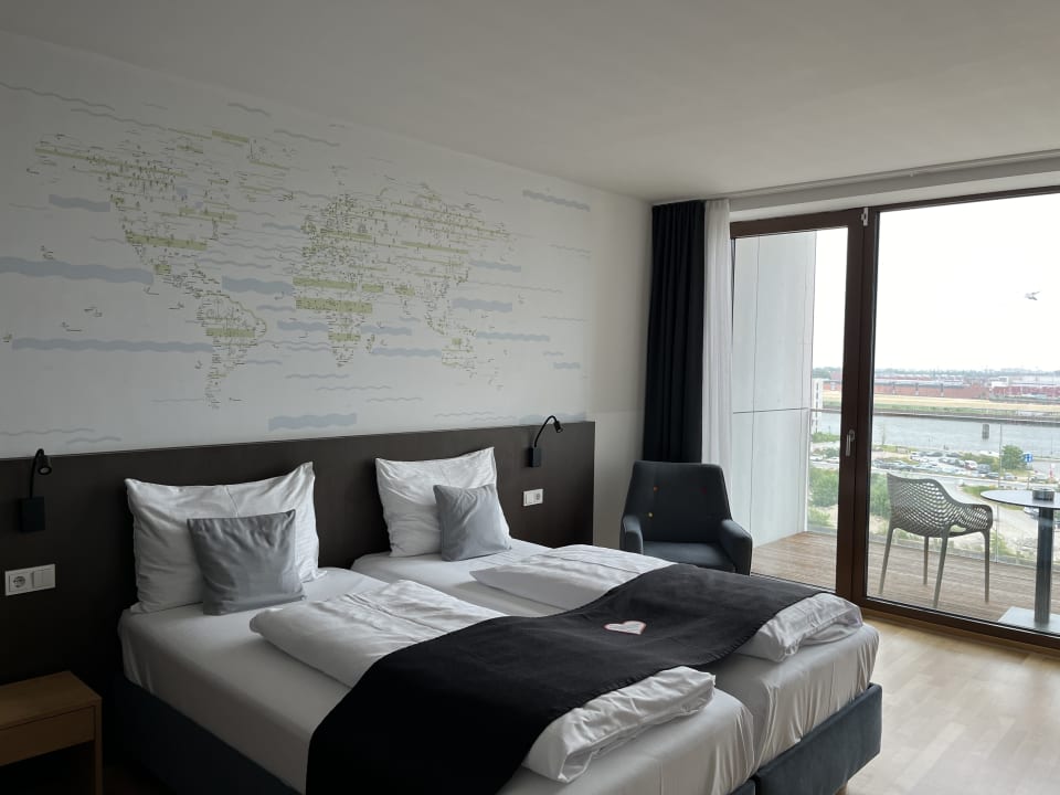 Zimmer JUFA Hotel Hamburg HafenCity