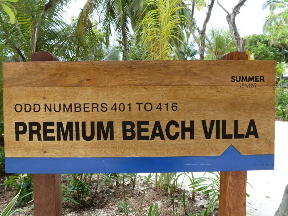 Hinweisschild Summer Island Maldives