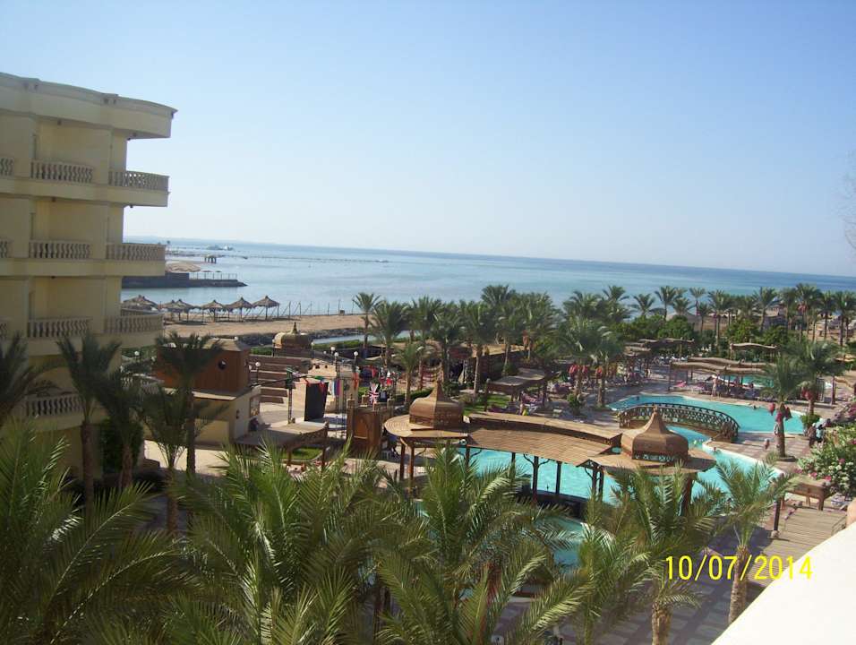 С 4 этажа Riviera Aqua Park Resort