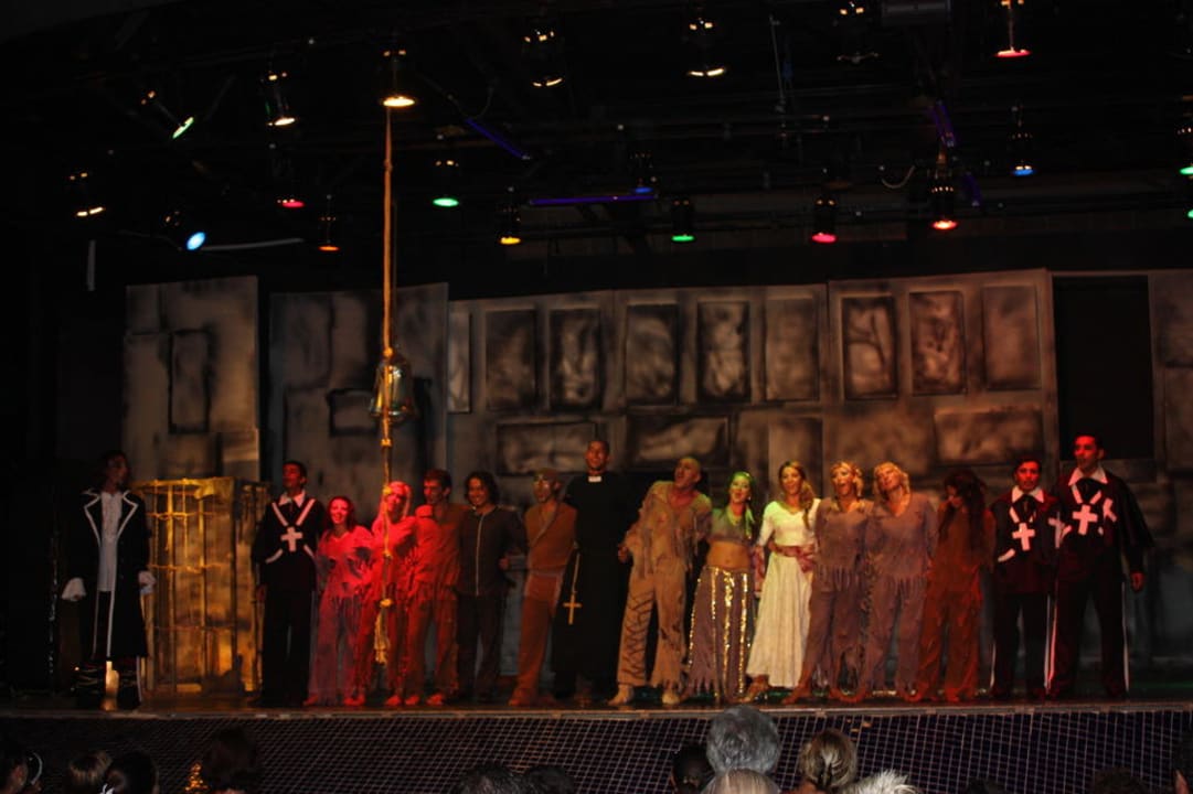 Animation Team Fame Residence Lara & Spa