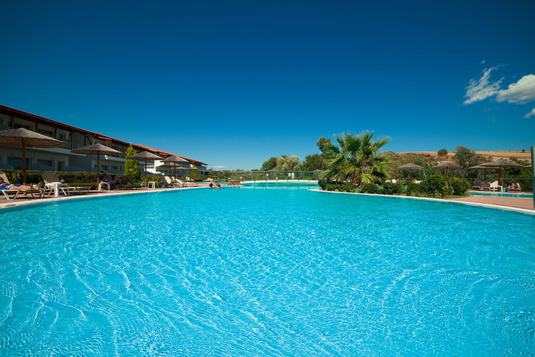 Pool Alexandros Palace