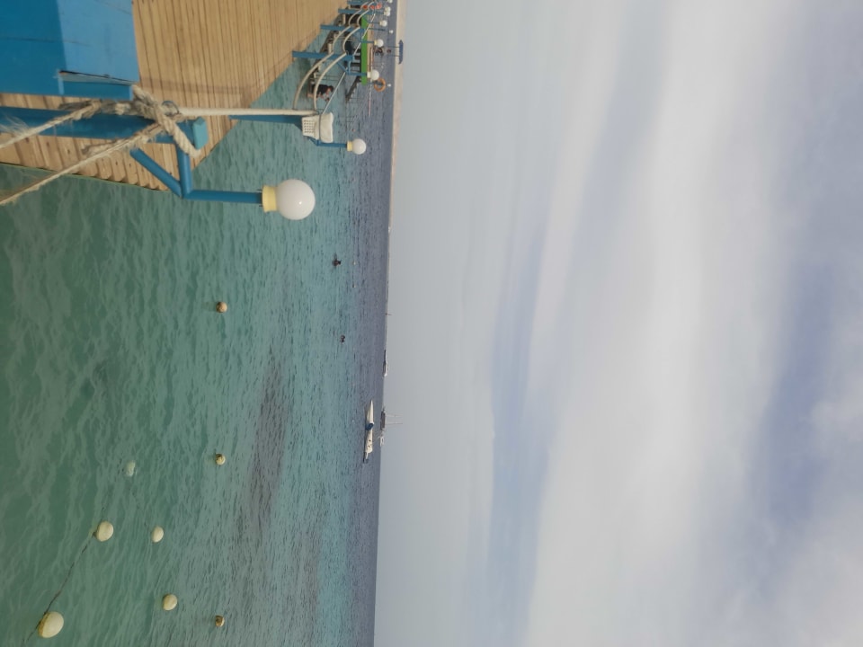 Strand Minamark Beach Resort & Spa