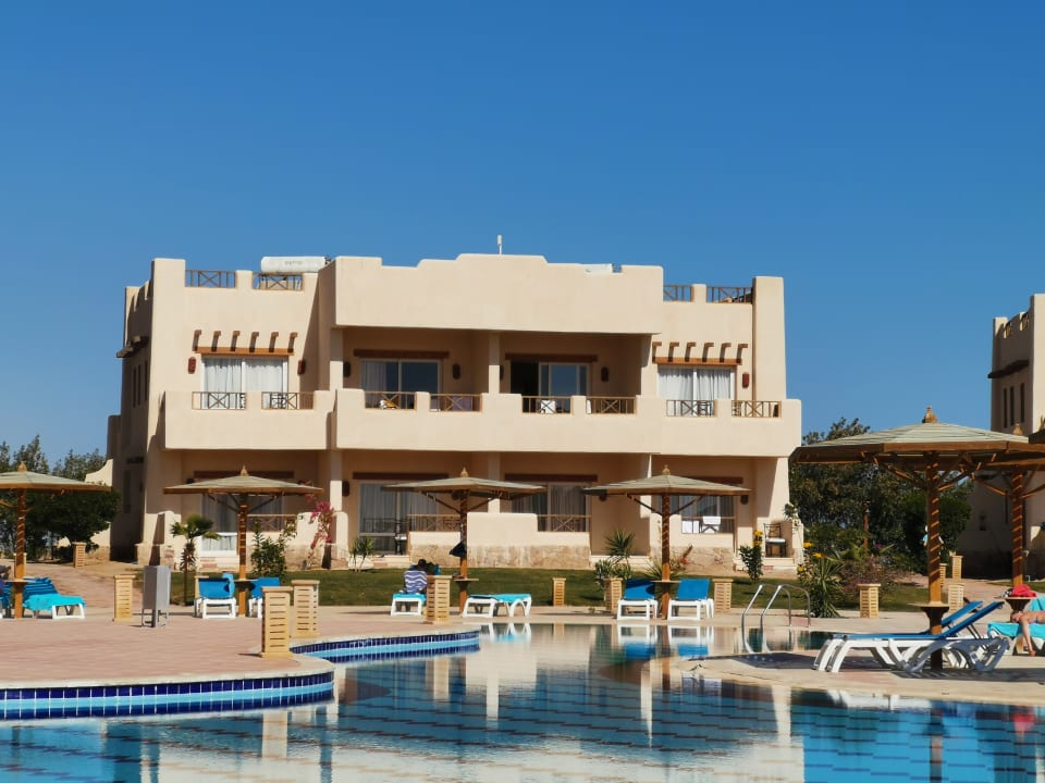 Außenansicht Laguna Beach Marsa Resort