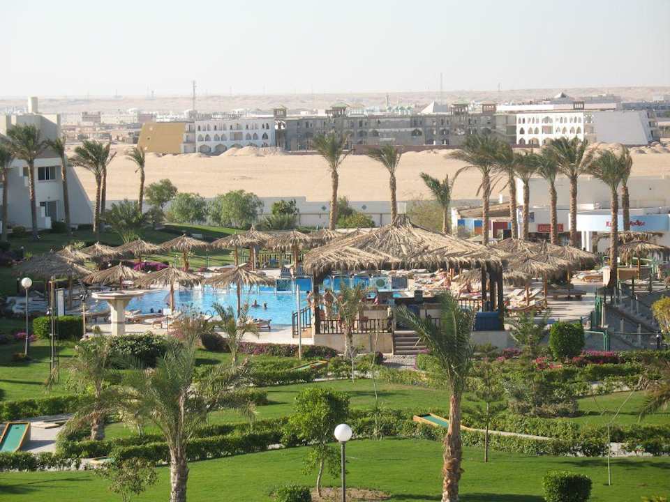 Hilton Hurghada Long Beach Resort