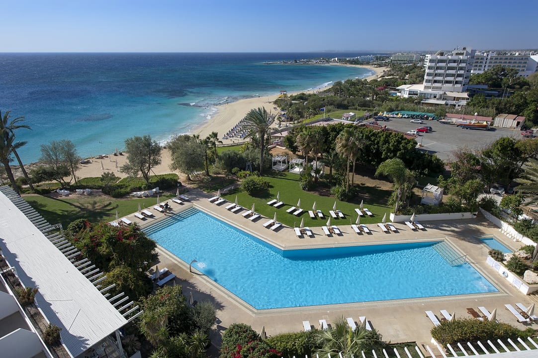Pool Hotel Grecian Sands