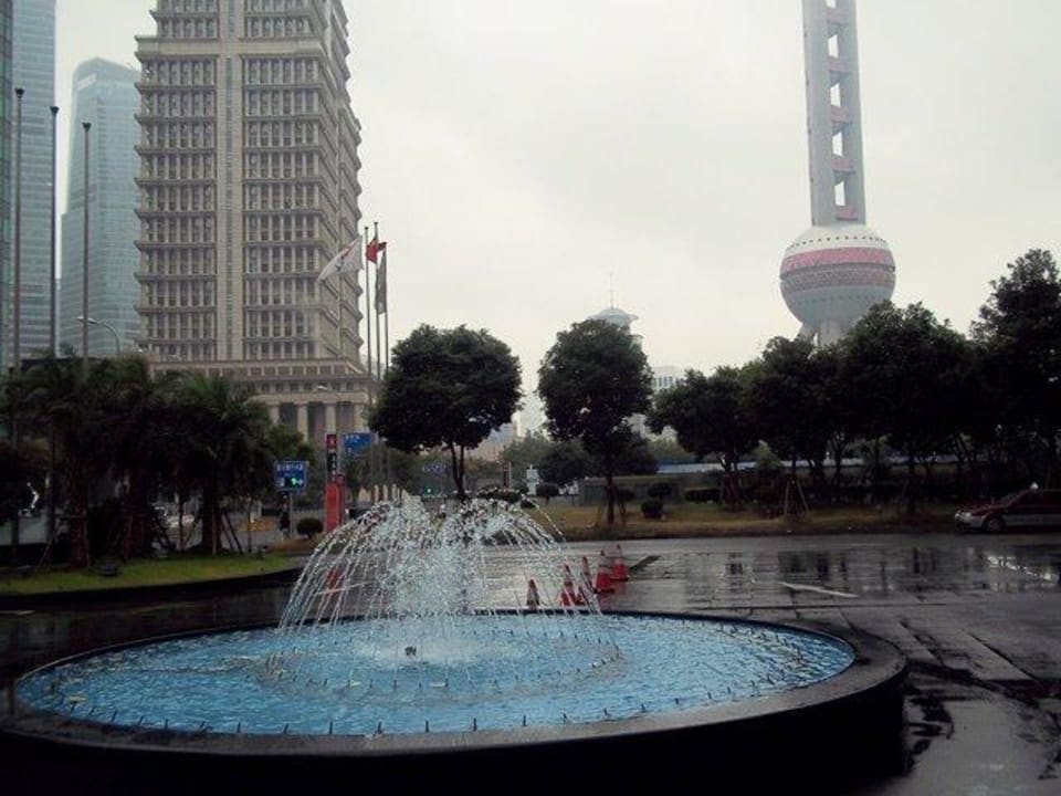 Brunnen im Eingangsbereich Grand Kempinski Hotel Shanghai