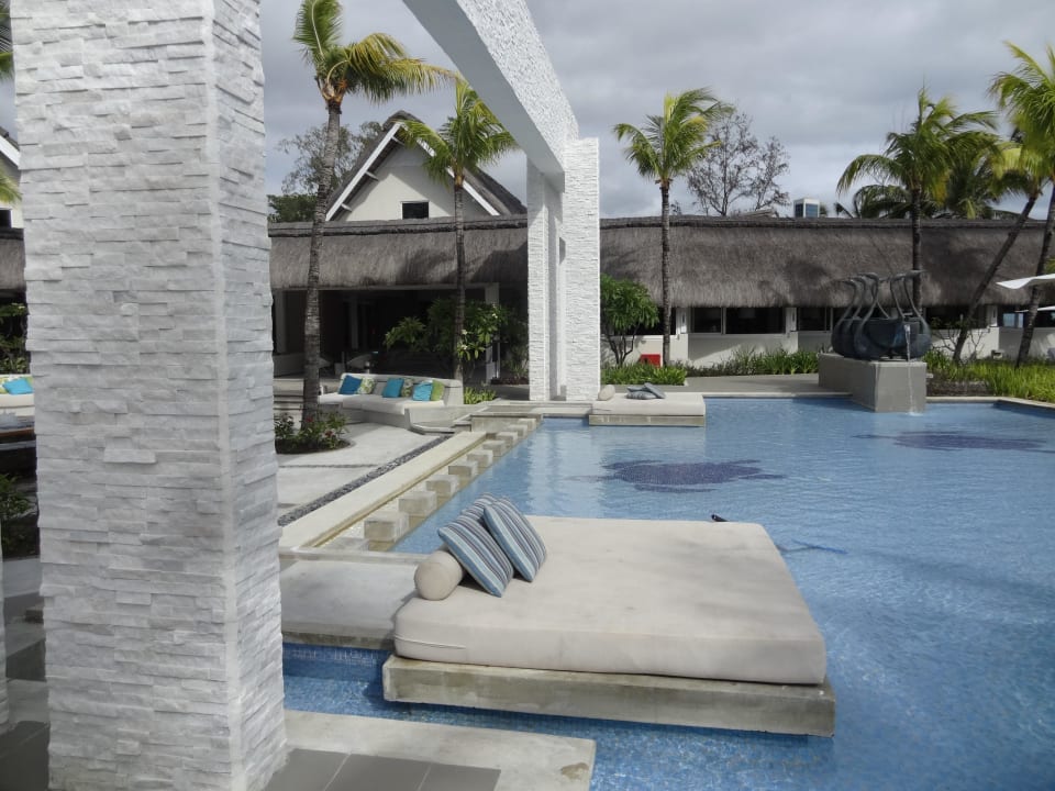 Bett im Pool Ambre Mauritius