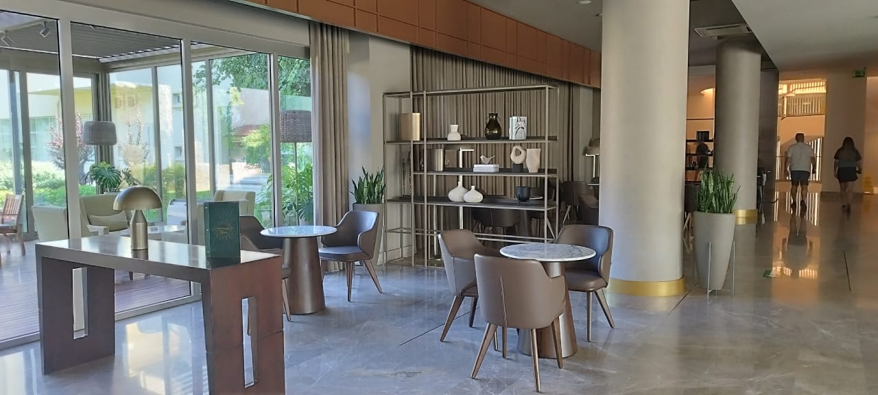 Gastro Melas Resort Hotel