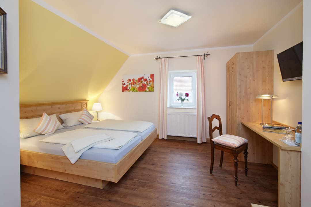 Zimmer Gasthof Goldenes Rössle