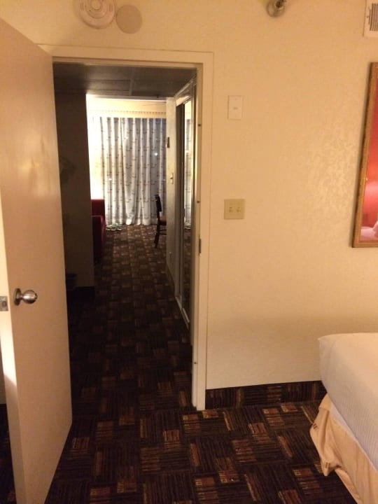 Blick in Flur  Sirata Beach Resort