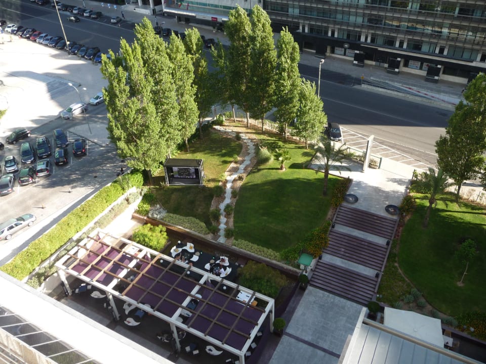 Bar und Frühstückterrasse Corinthia Lisbon