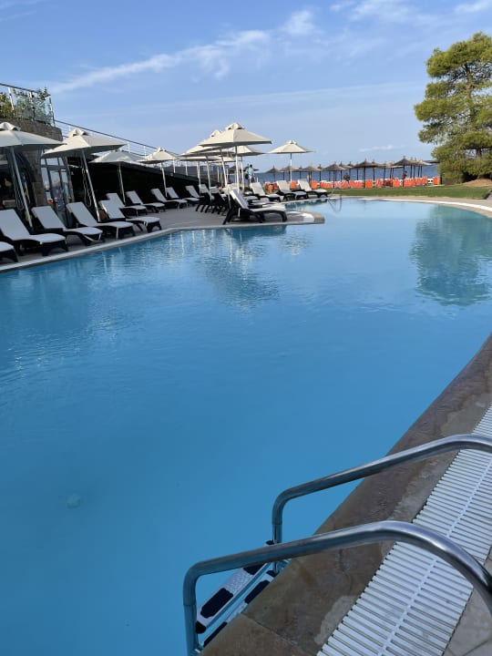 Pool Istion Club & Spa
