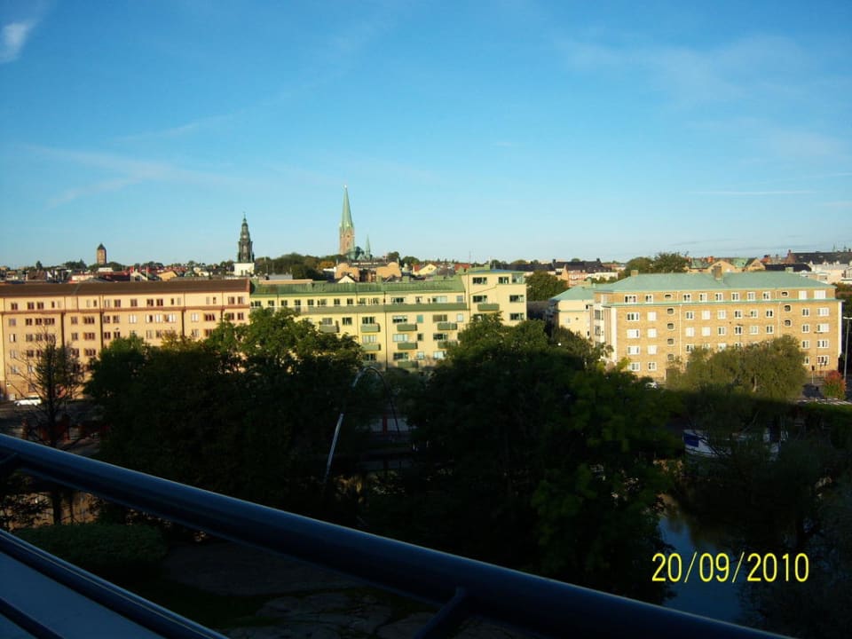Blick links vom Balkon Hotel Scandic Linkoping City