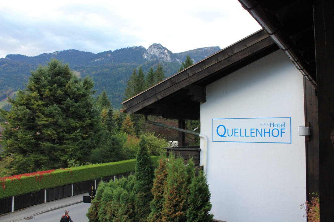 Blick vom Balkon nach rechts QH Hotel