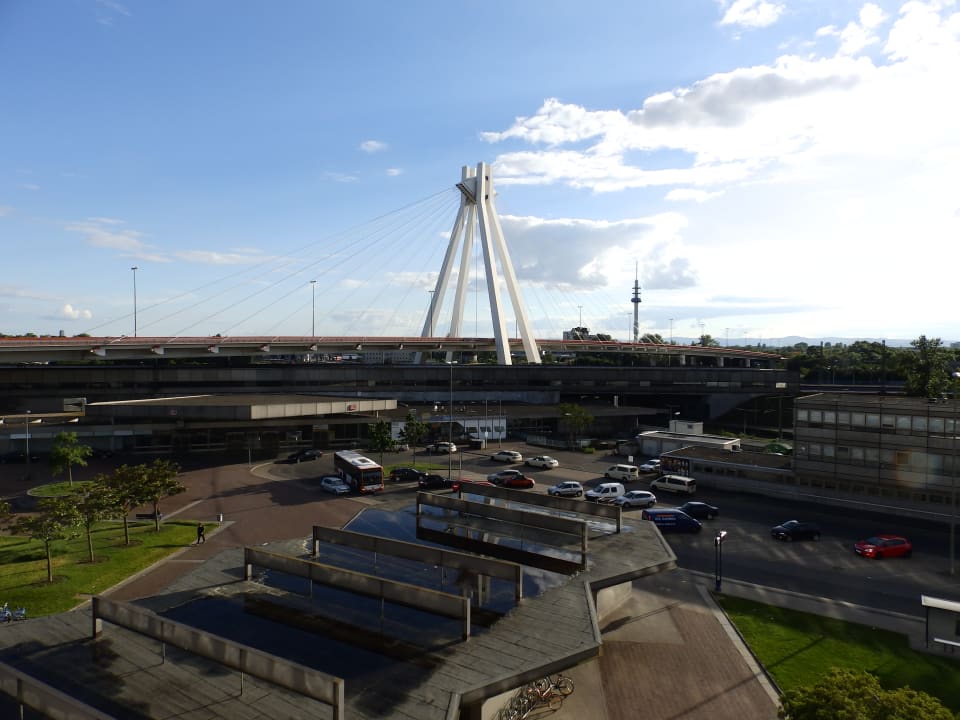 Ausblick Leoso Hotel Ludwigshafen