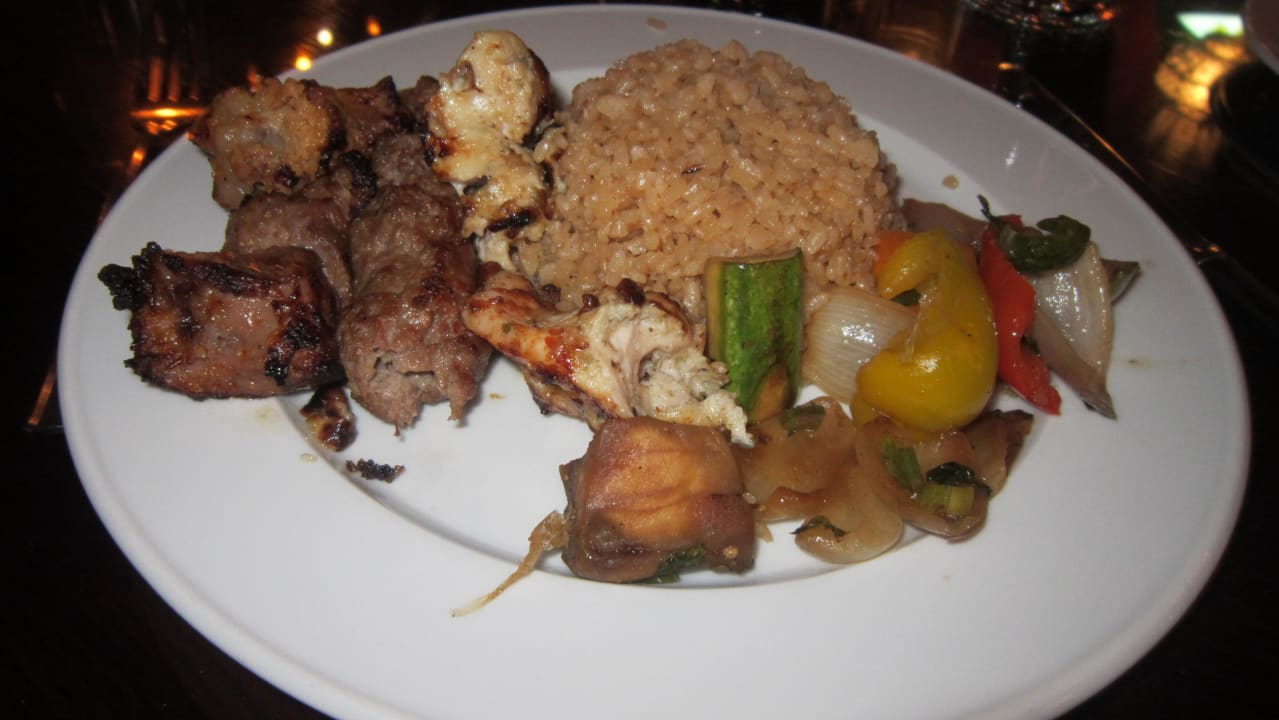 Hauptspeise "Mixed Grill" im "Tam Tam" Grand Makadi