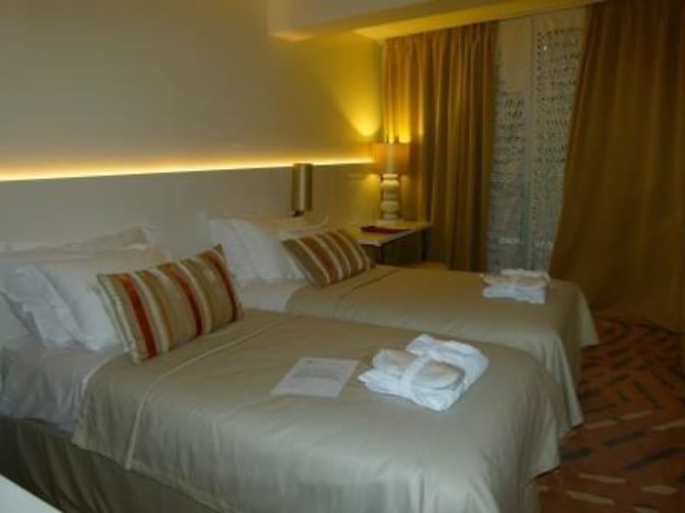 Zimmer 538 von der  Tür aus gesehen  Amadria Park Ivan