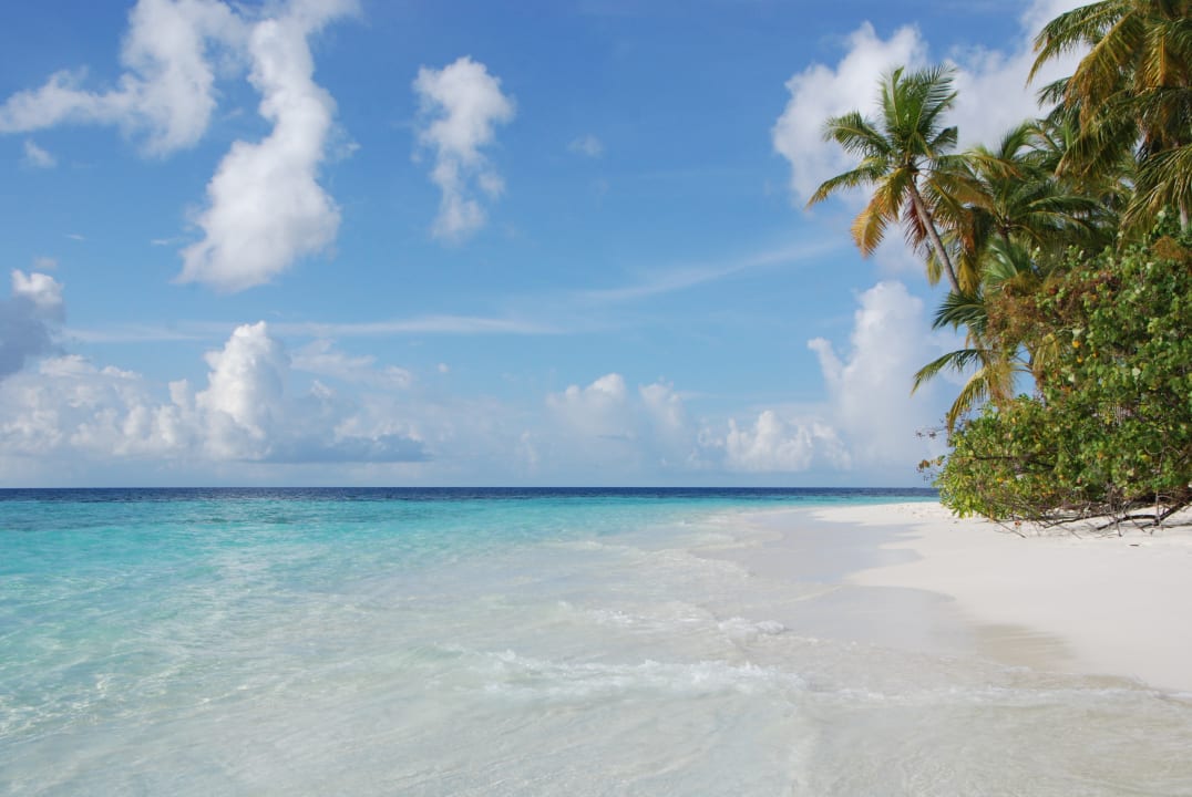 Strand Angaga Island Resort