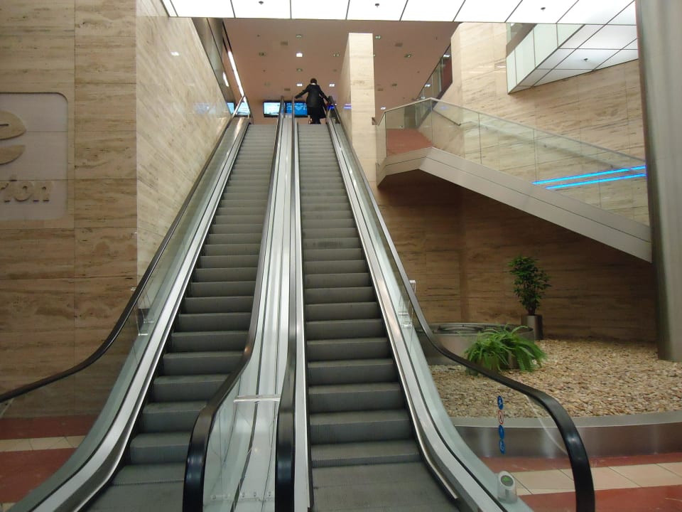 Haupteingang  Clarion Congress Hotel Prague