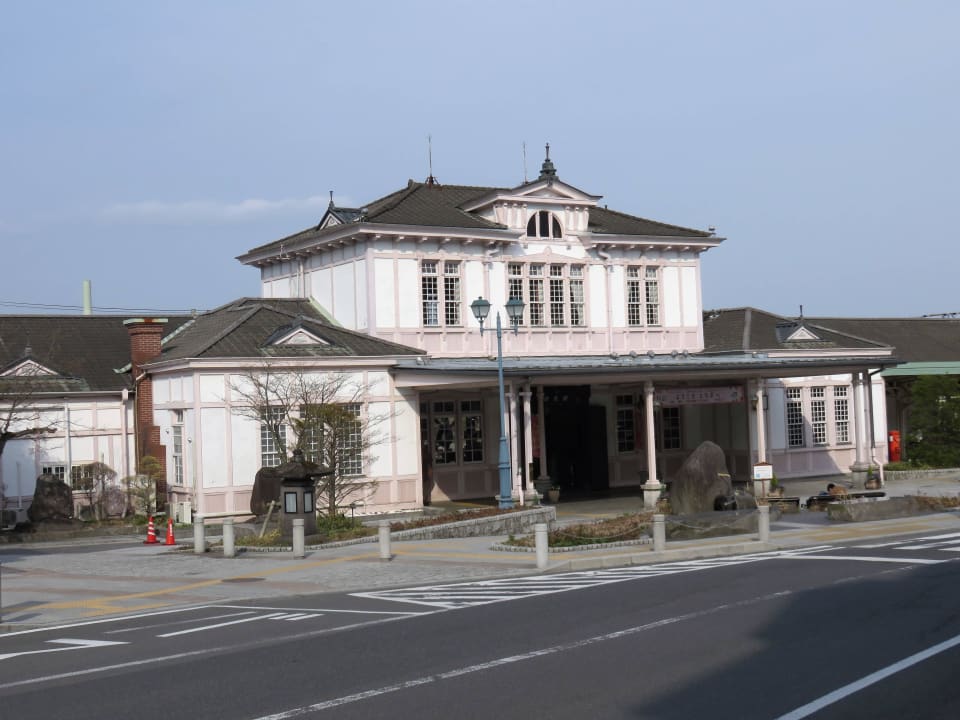 Aussicht auf den gegenüberliegenden Bahnhof Nikko Station Hotel Classic