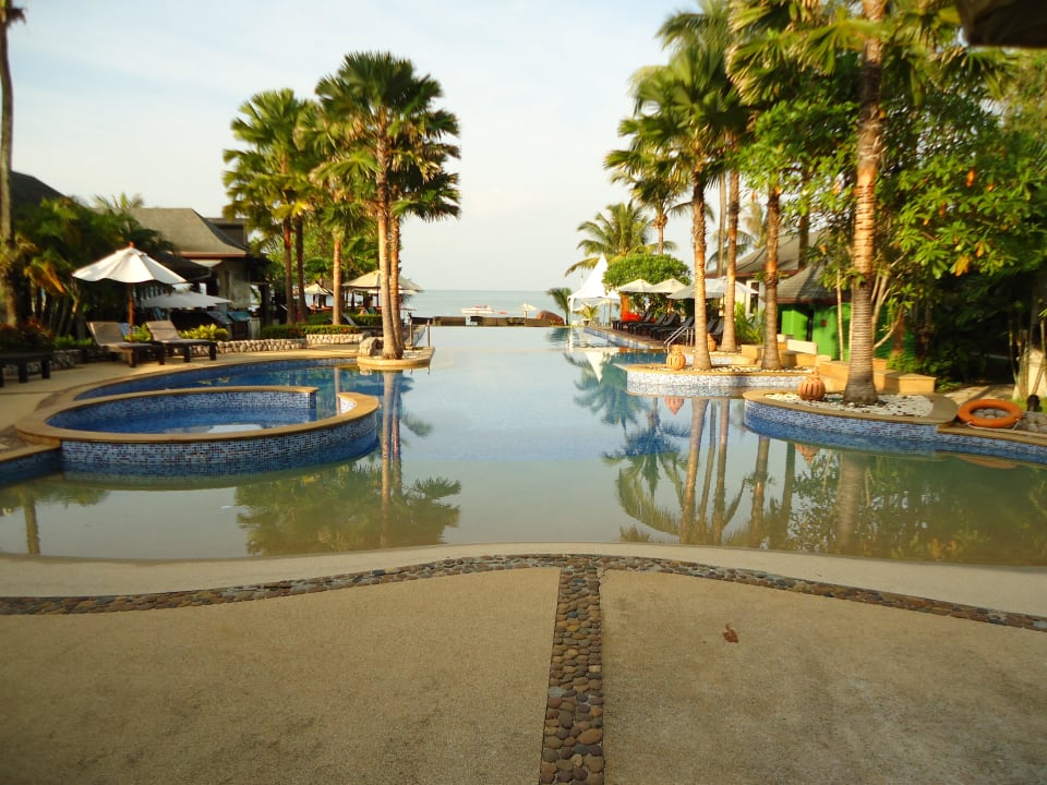 Poolanlage La Flora Khao Lak