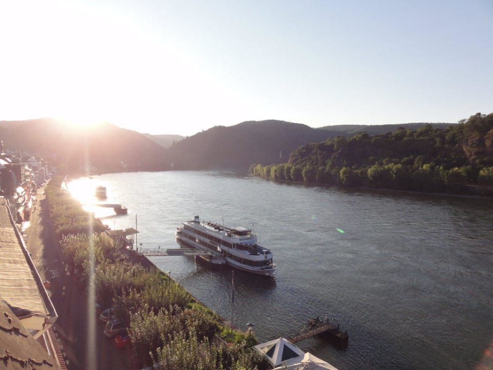 Blick aus Zimmer 501 Rheinhotel Lilie