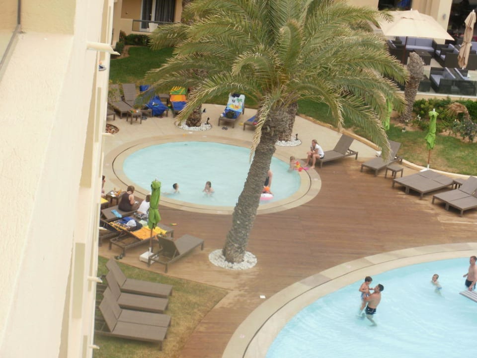 Blick vom Zimmer auf Kinderpool Hotel Rosa Beach