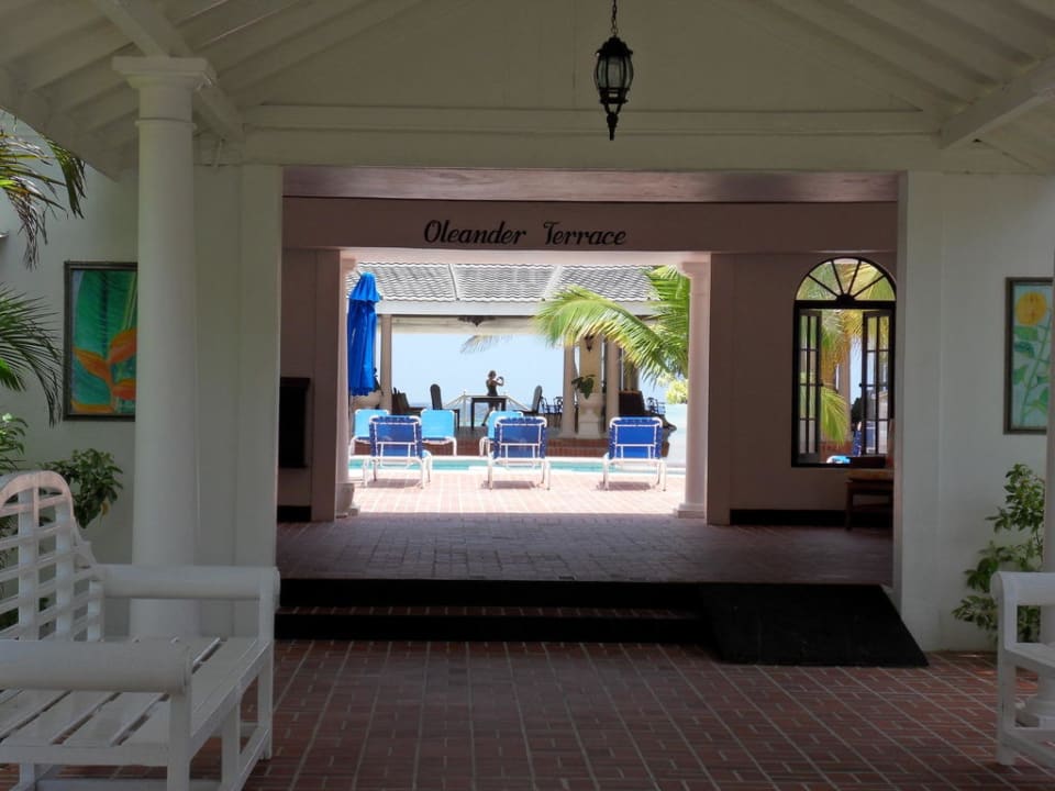 Eingangsbereich/Durchgang Half Moon