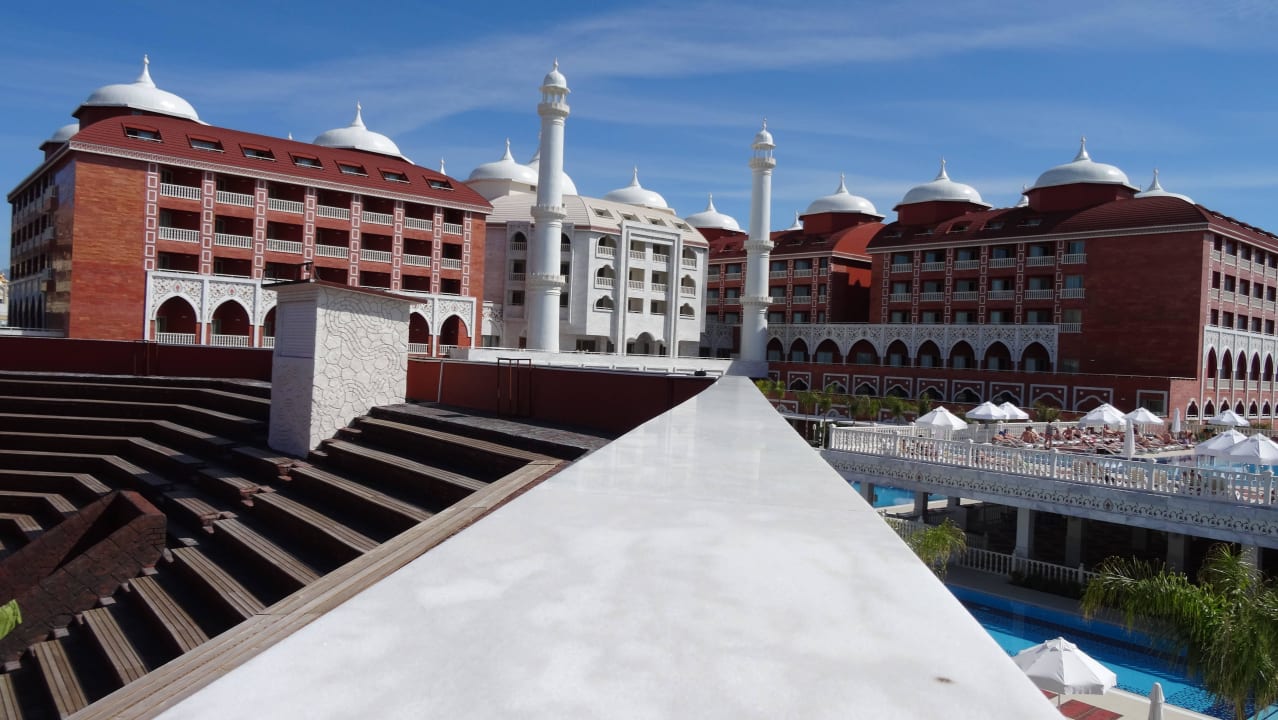 Hotel Royal Taj Mahal Hotel