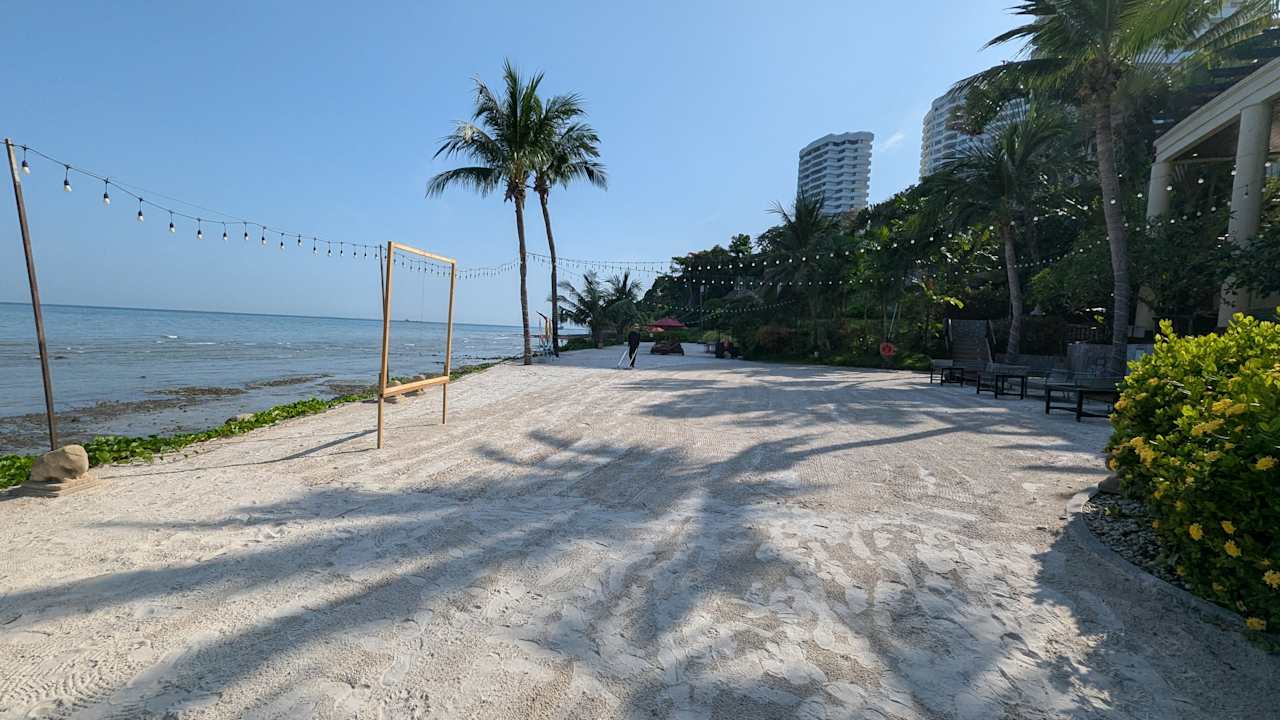 Strand InterContinental Pattaya Resort