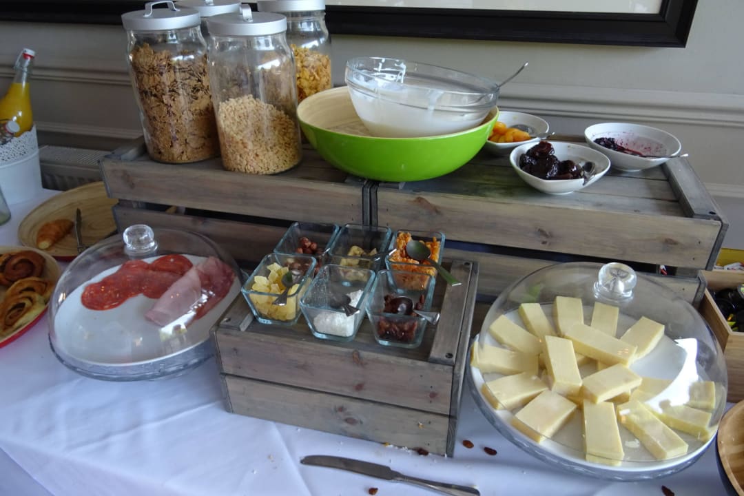 Frühstücksbüffet Hotel The Talbot Inn