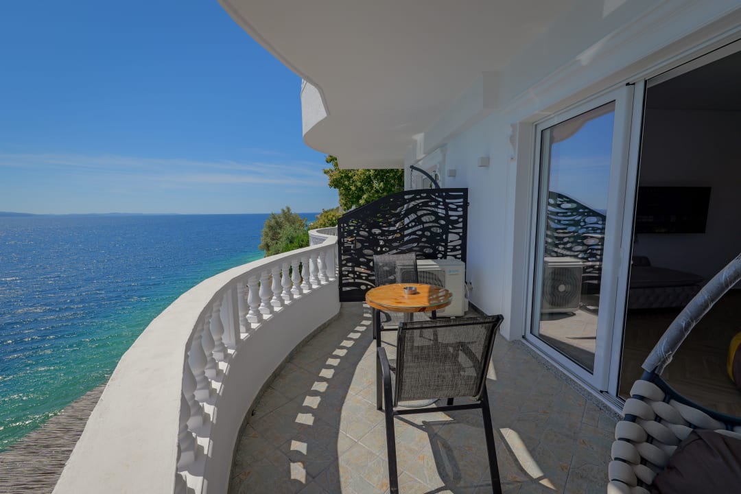 Zimmer Villa Juna Beach