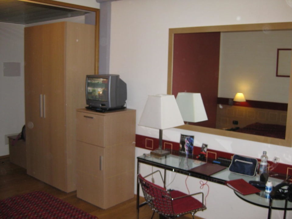 Unser Zimmer West Point Airport Hotel
