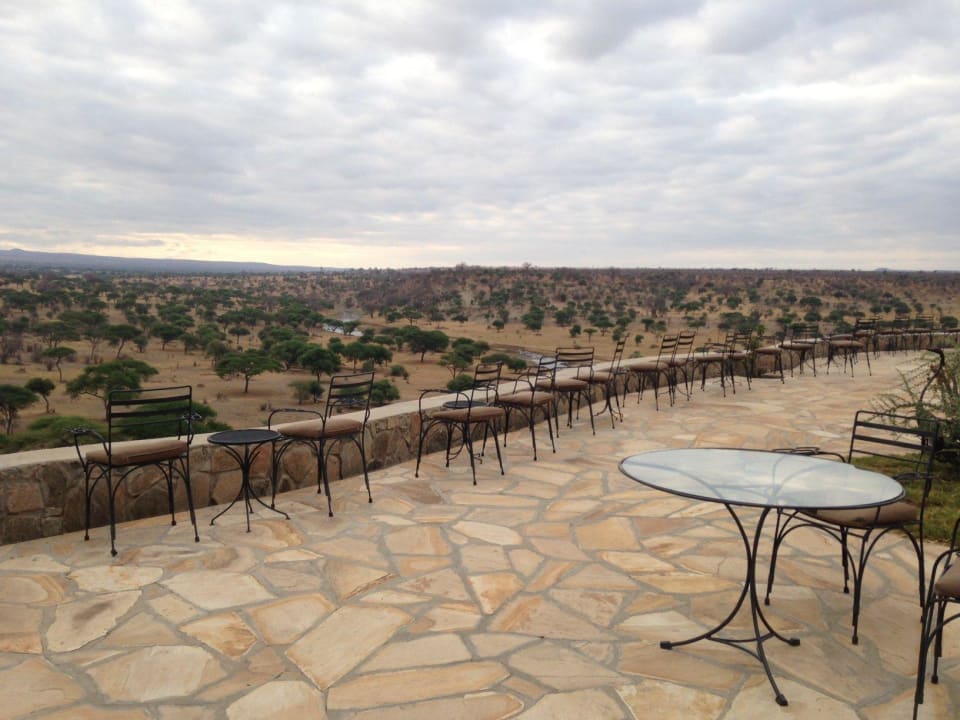 Terrasse mit Weitblick Tarangire Safari Lodge