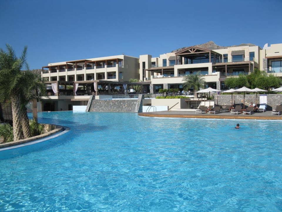 Hauptpool und Hauptgebäude Aquagrand Artistic Luxury Beach Resort - Adults only