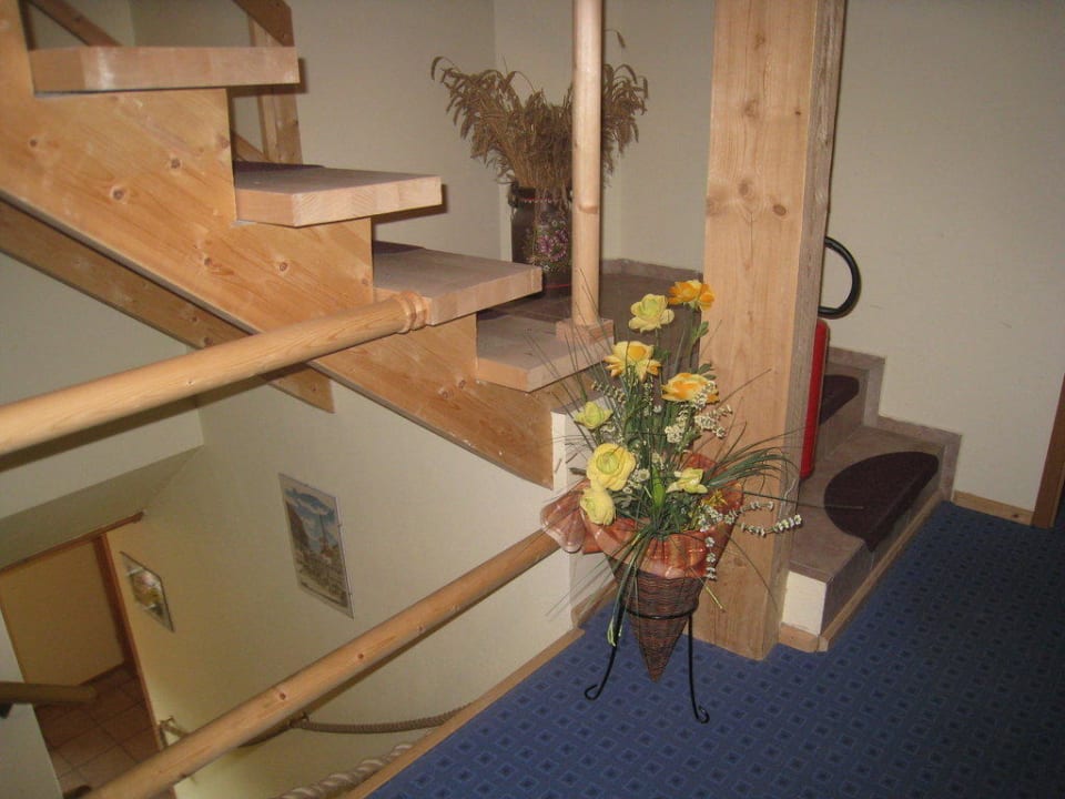 Treppenhaus im Innenbereich Landhotel Altmühlaue