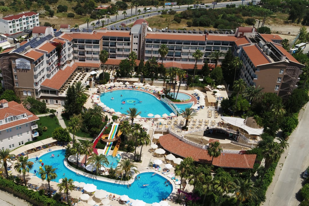 Außenansicht Seaden Corolla Hotel