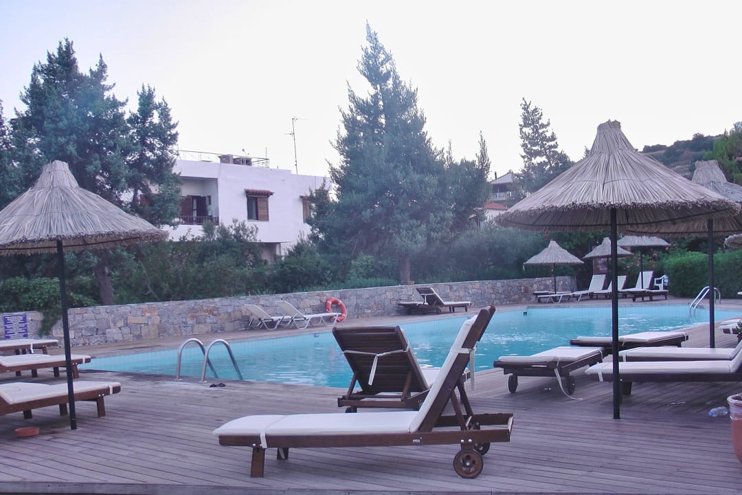 2. (kleinerer Pool) Hersonissos Maris