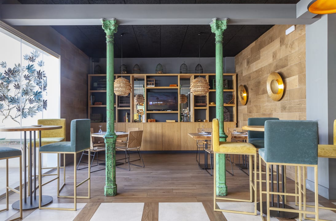 Gastro Hotel Jerez & Spa