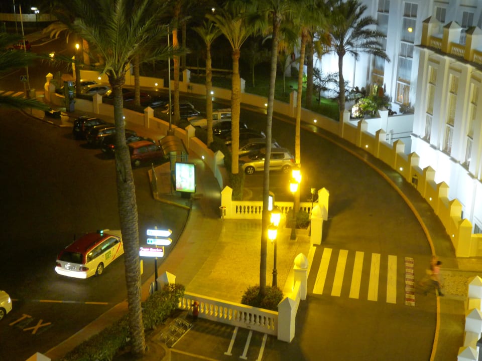 Zufahrt Hotel Riu Palace Maspalomas Adults Only