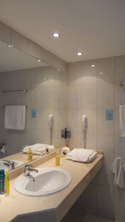 Das Bad Paradise Beach Hotel