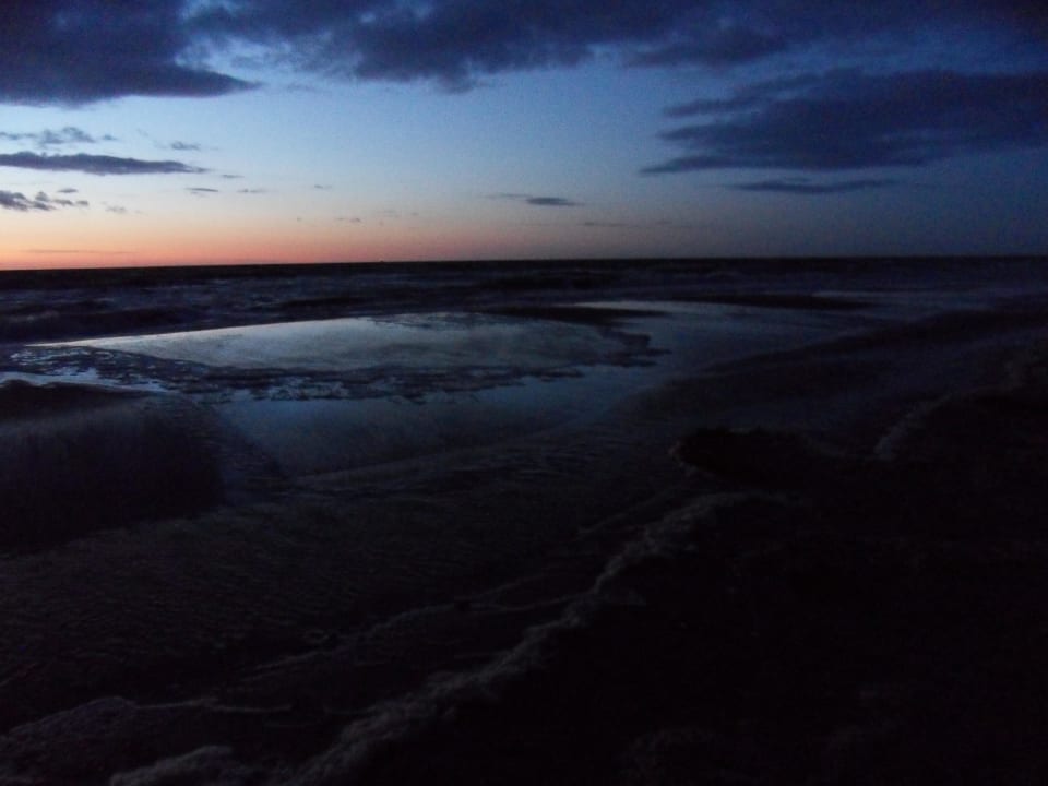 Strand abends Ostseehotel Dierhagen