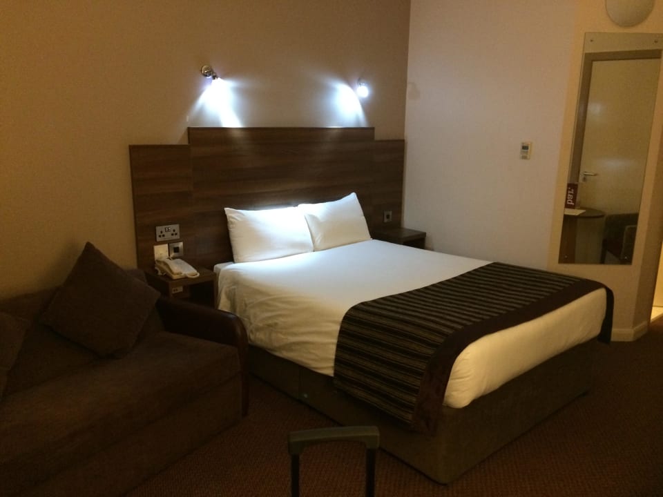 Zimmer 602 Leonardo Hotel London Croydon