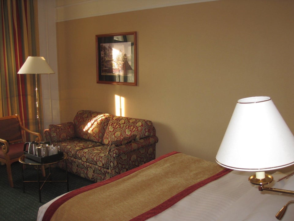 Gesamtansicht Hotel Moscow Marriott Grand