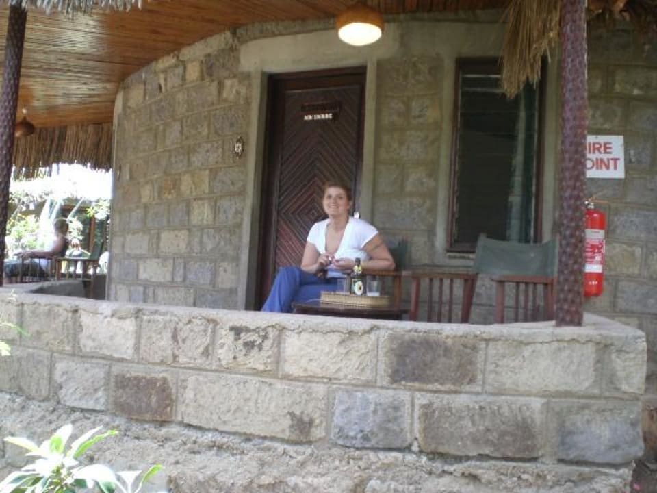Vor der Terrasse Hotel Masai Mara Sopa Lodge