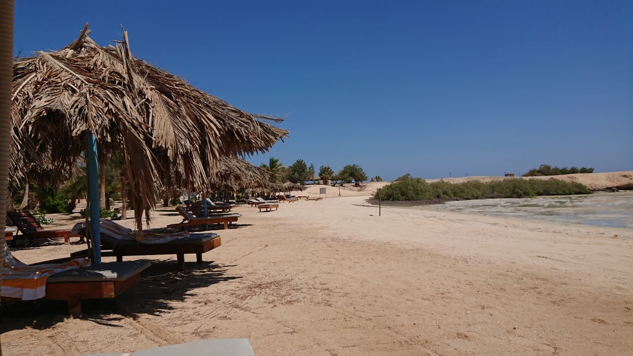 Strand Hotel Mangrove Bay Resort