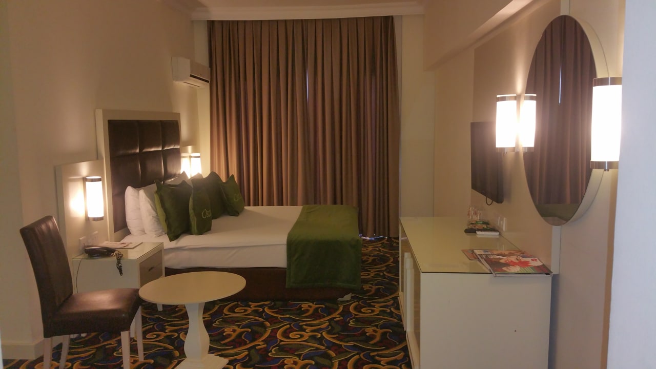 Zimmer Oscar Resort Hotel